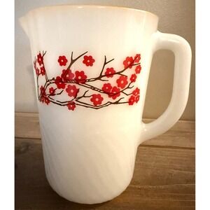 Vintage Termocrisa Primrose on Milk Glass Beautiful Serving Pitcher No Chips